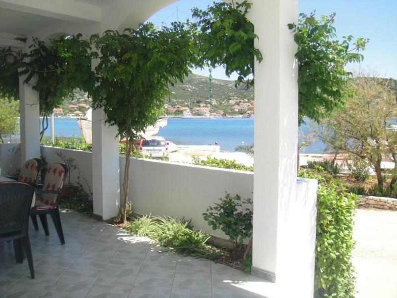 Apartments Ivan Orlic Vinisce ห้อง รูปภาพ