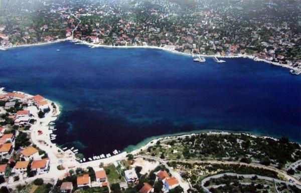 Apartments Ivan Orlic Vinisce ภายนอก รูปภาพ